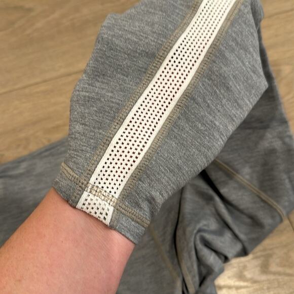 ATHLETA Heathered‎ Gray White Mesh Chaturanga Active Workout Gym Leggings Size S - Picture 10 of 11